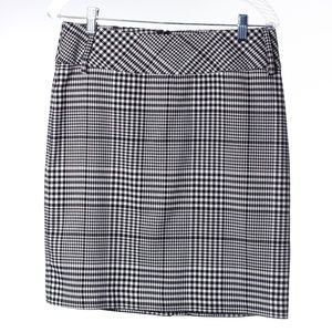 Vintage houndstooth pencil skirt